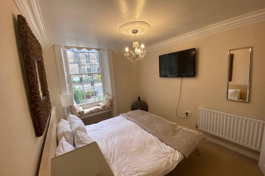 Central Spacious City Apartment ダラム エクステリア 写真